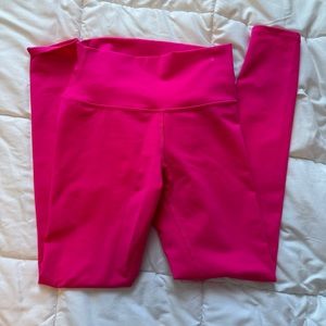 Hot pink alo yoga leggings